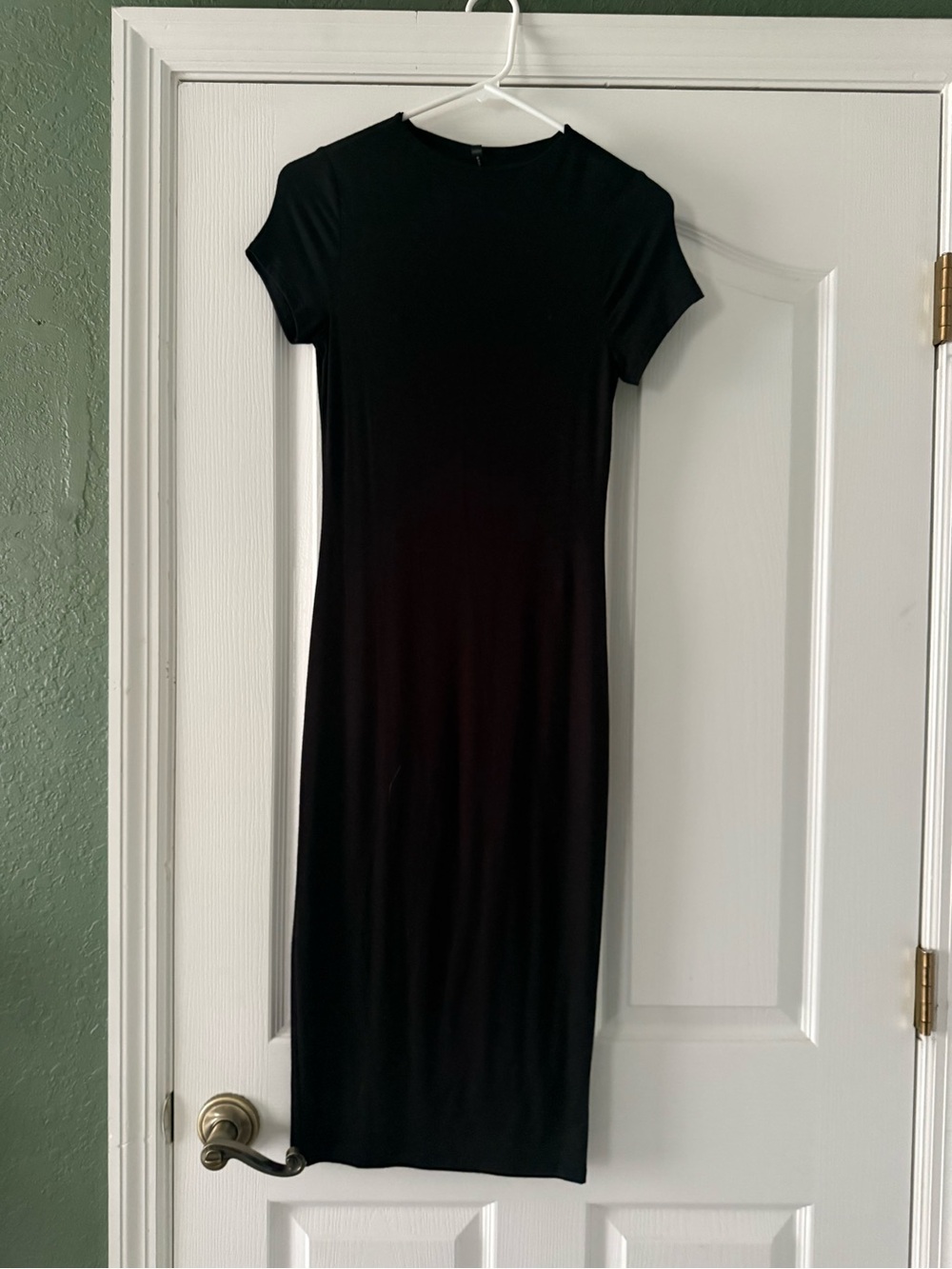 GoJane Black Short Sleeve Midi Bodycon Dress